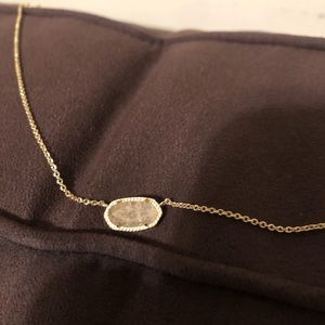 Kendra Scott necklace